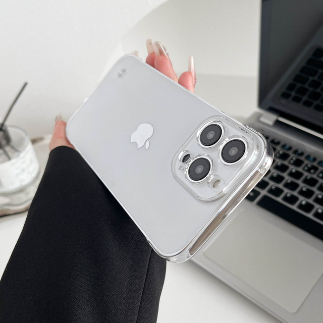 Lightweight Hard PC Material Phone Case for iPhone Models Simple Design with Good Protection and Anti-Yellow Cover